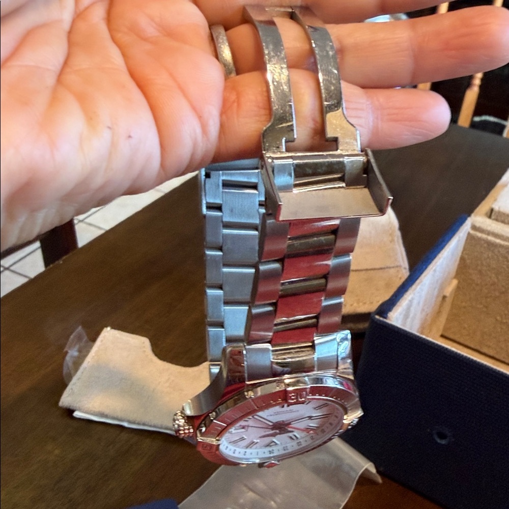 Breitling Avenger Chronograph Watch - Picture 12 of 12